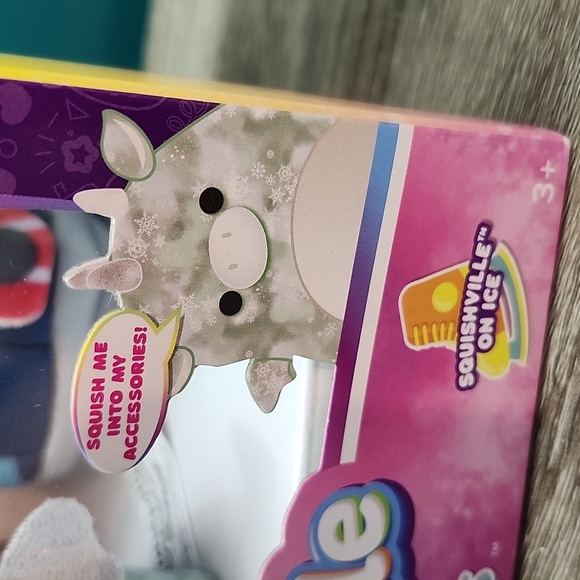 Squishmallows Squishville on Ice Plush Play Set - Picture 3 of 6
